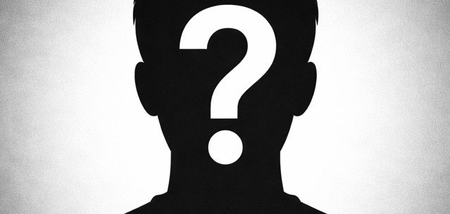 Schwarze Silhouette einer anonymen Person vor grauem Hintergrund, im Gesicht ein großes Fragezeichen als Symbol für Unbekanntheit oder Tätersuche.